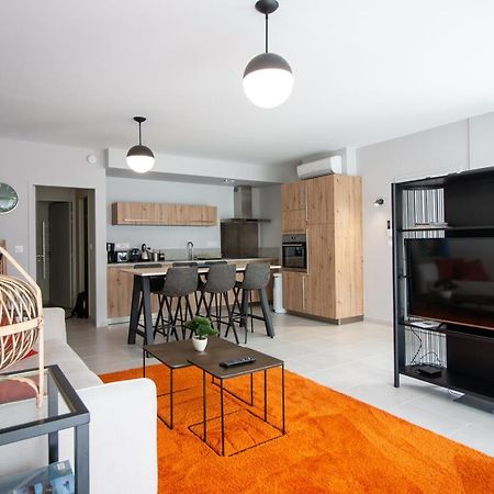 Apartament Bella, Jacuzzi Partage & Parking Avec Borne De Recharge Voiture Electrique Sarlat-la-Canéda Zewnętrze zdjęcie