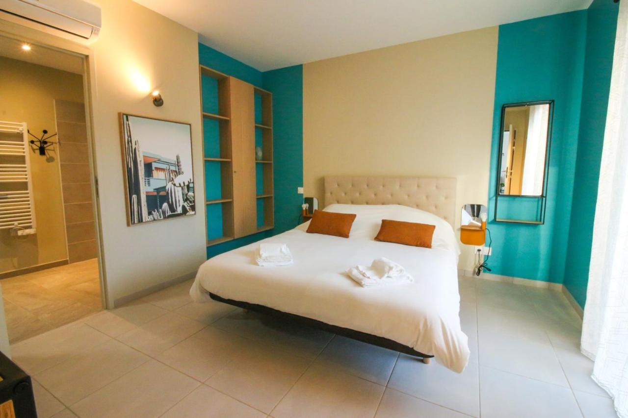 Apartament Bella, Jacuzzi Partage & Parking Avec Borne De Recharge Voiture Electrique Sarlat-la-Canéda Zewnętrze zdjęcie