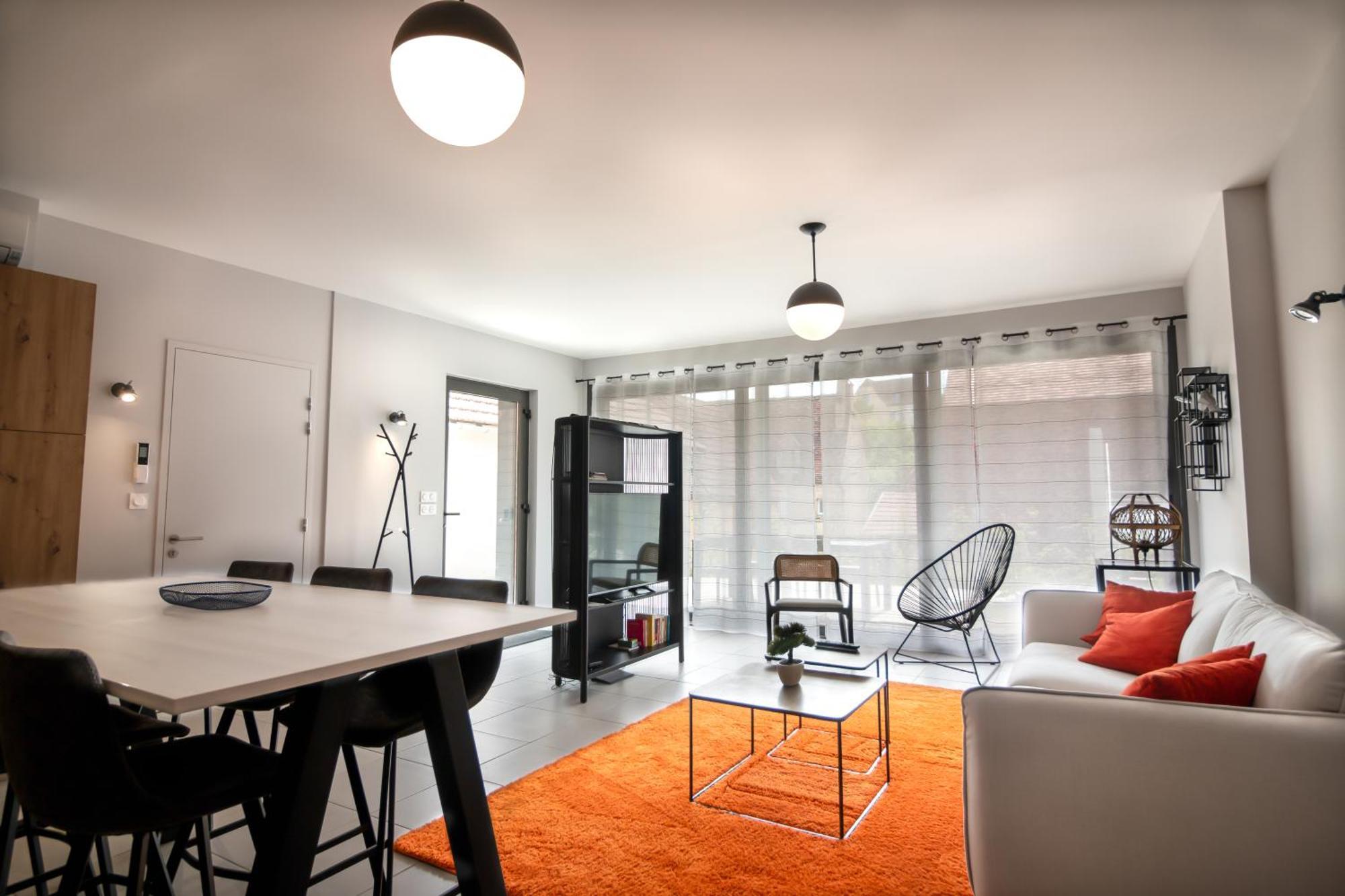 Apartament Bella, Jacuzzi Partage & Parking Avec Borne De Recharge Voiture Electrique Sarlat-la-Canéda Zewnętrze zdjęcie